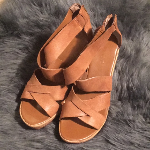 Aldo Shoes - PRICE DROP Aldo tan cork wedges